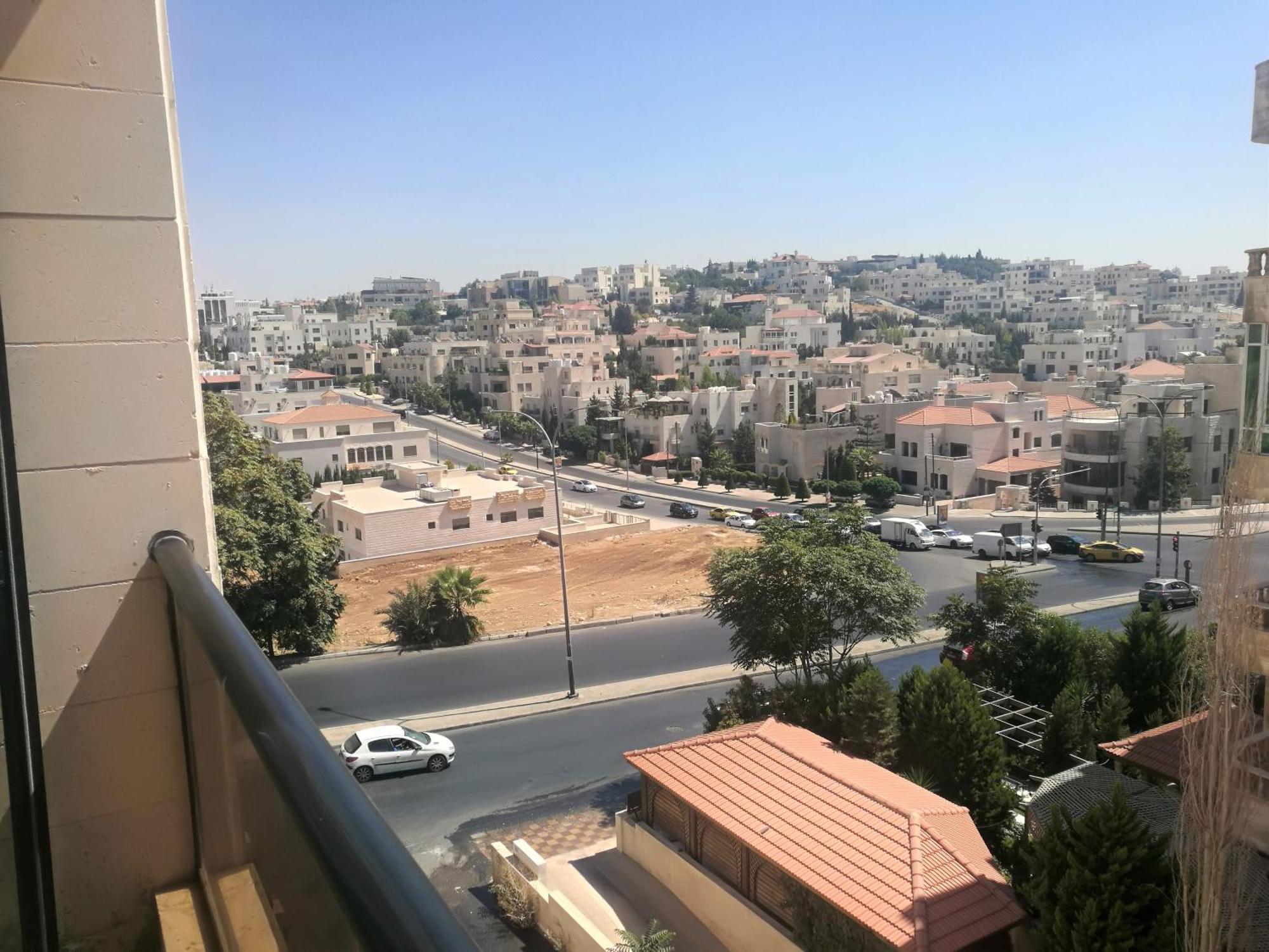 Dair Ghbar Gate Apartments Amã Exterior foto
