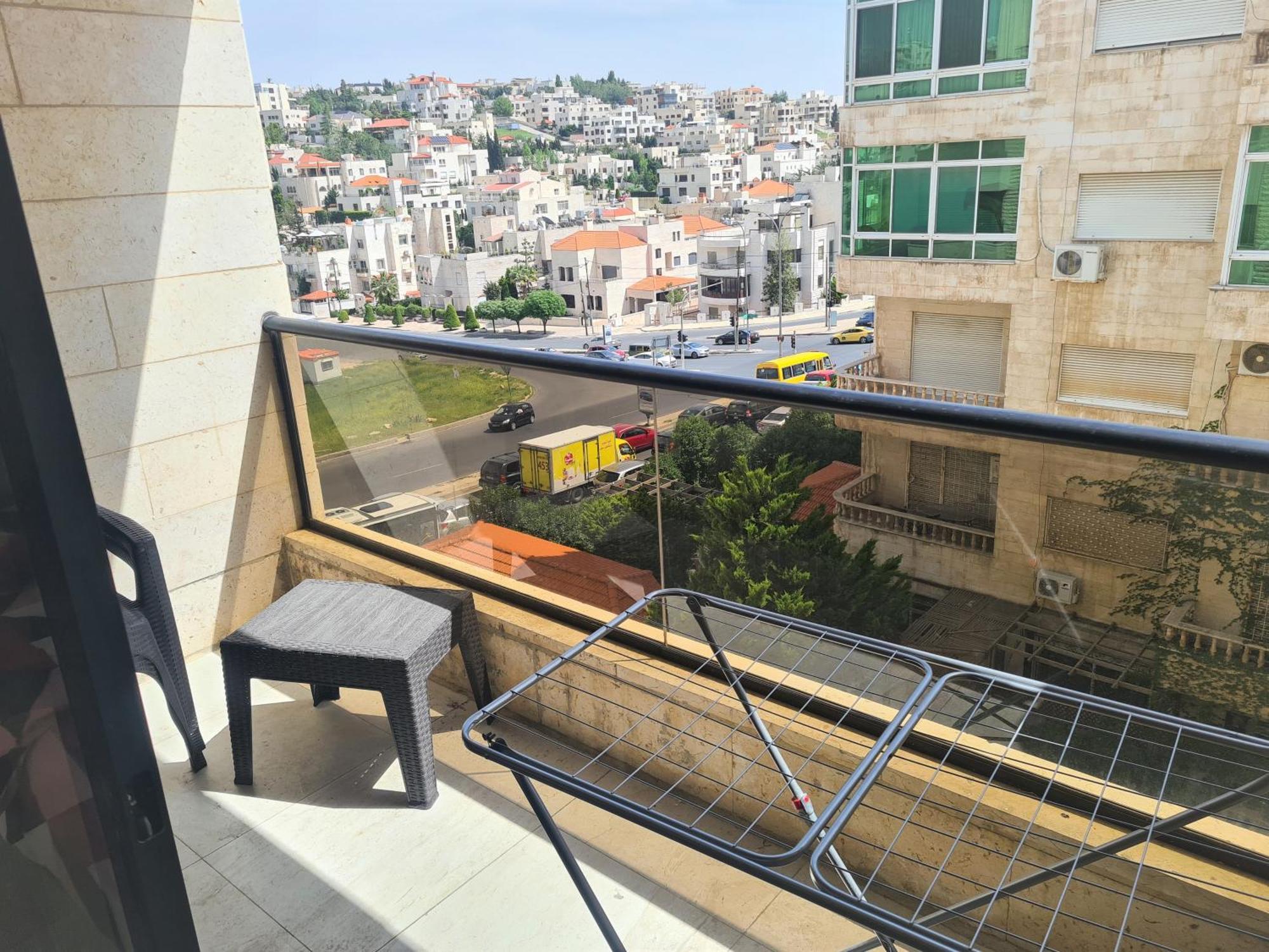 Dair Ghbar Gate Apartments Amã Exterior foto