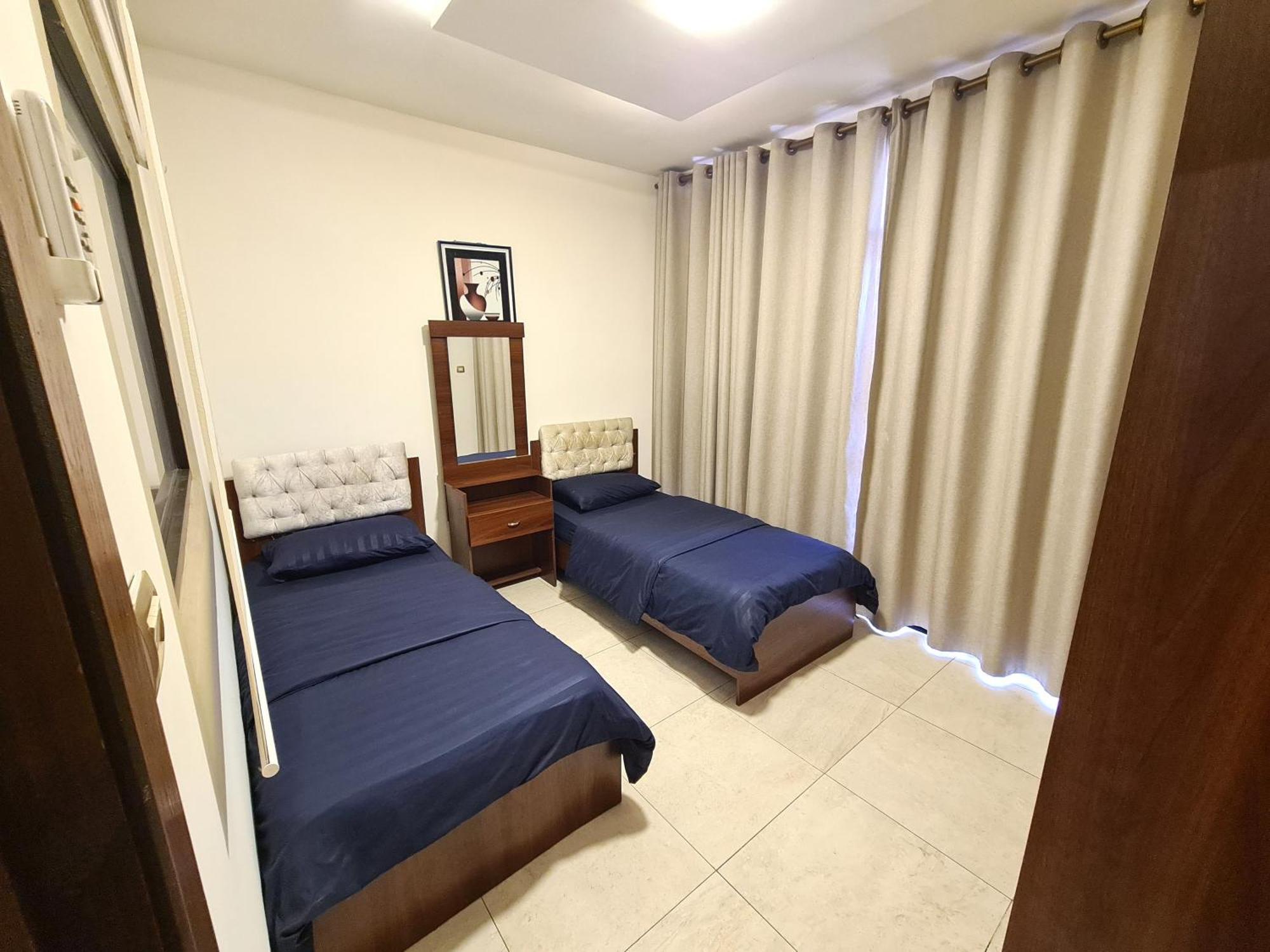 Dair Ghbar Gate Apartments Amã Quarto foto