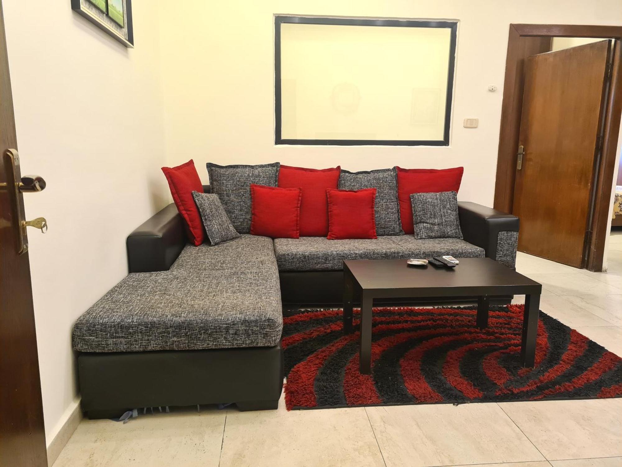 Dair Ghbar Gate Apartments Amã Quarto foto