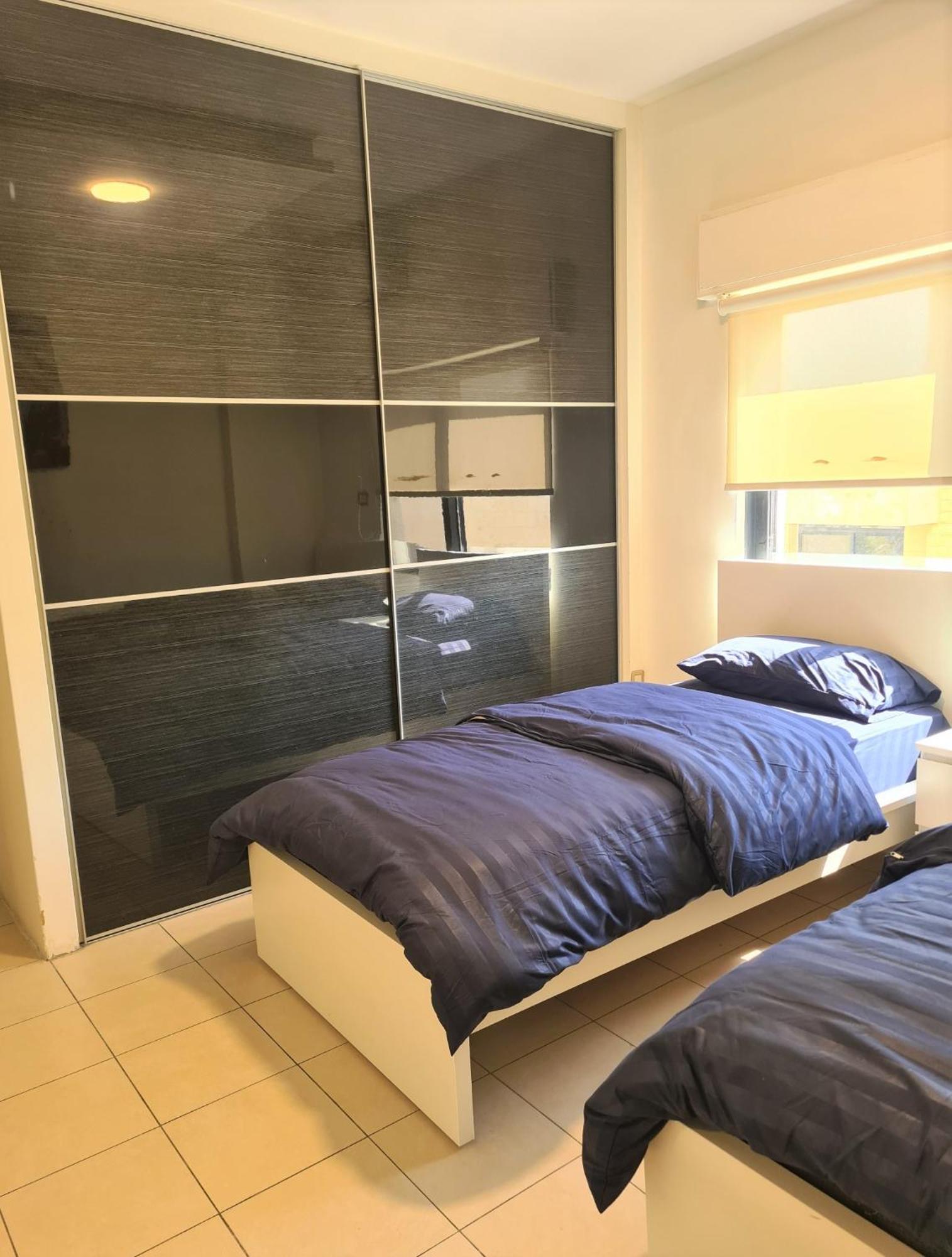 Dair Ghbar Gate Apartments Amã Quarto foto