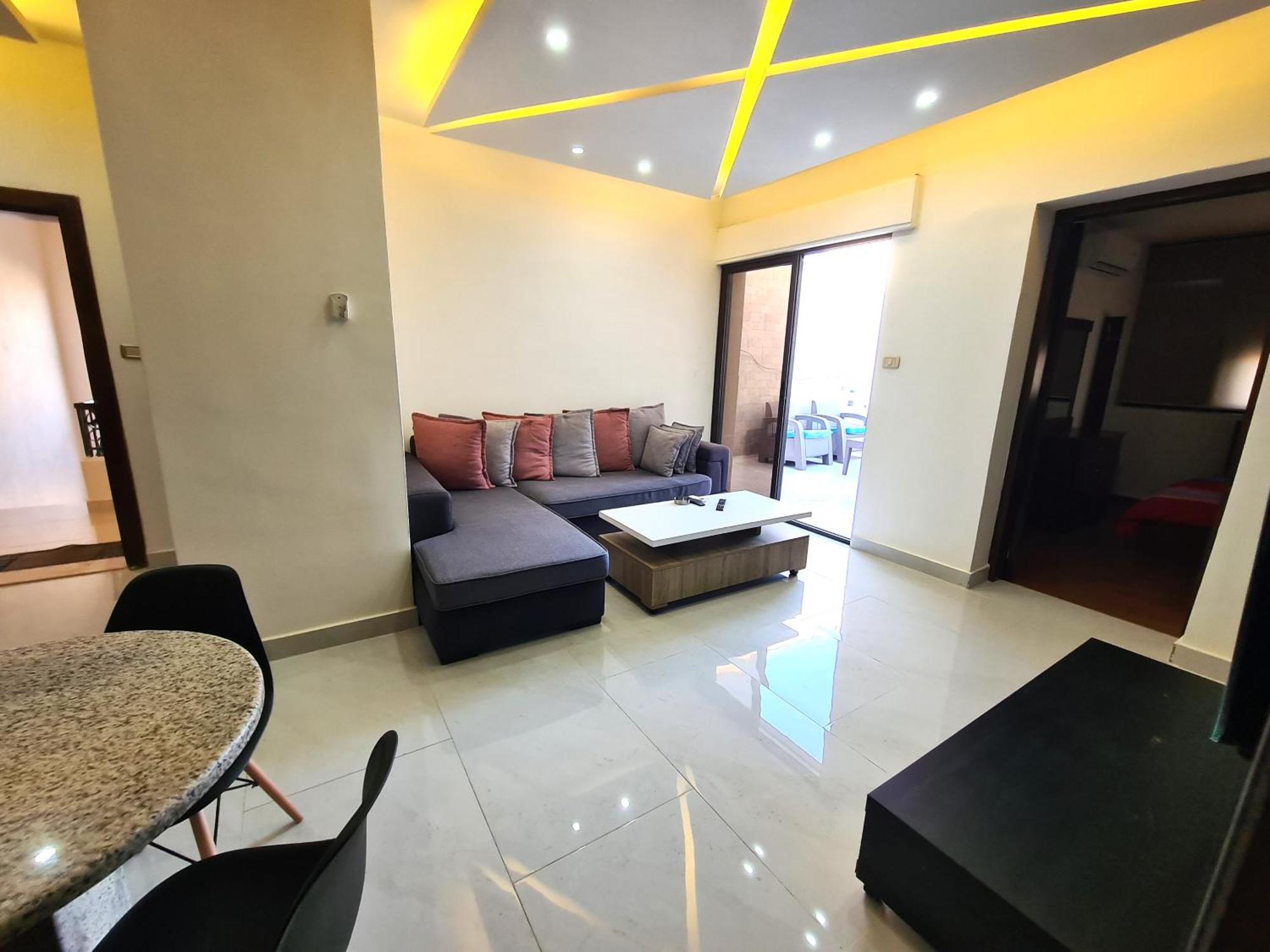 Dair Ghbar Gate Apartments Amã Quarto foto