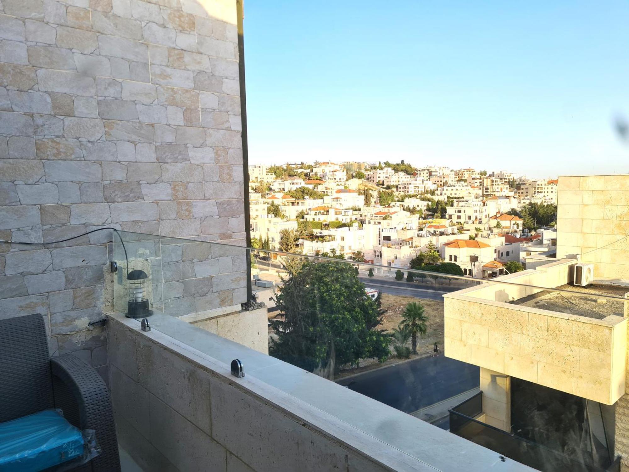 Dair Ghbar Gate Apartments Amã Quarto foto