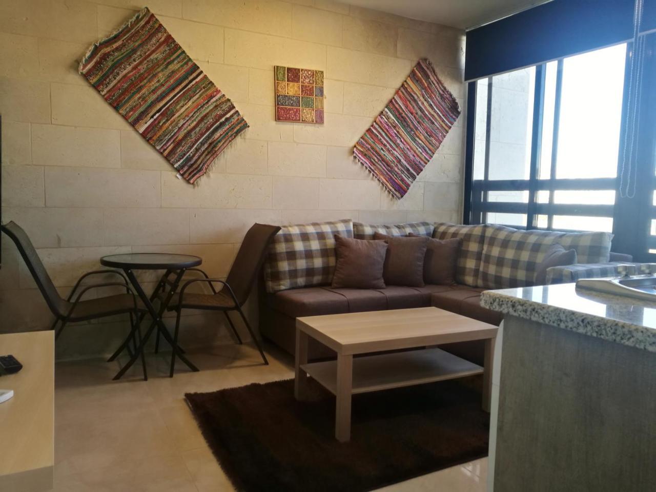 Dair Ghbar Gate Apartments Amã Exterior foto