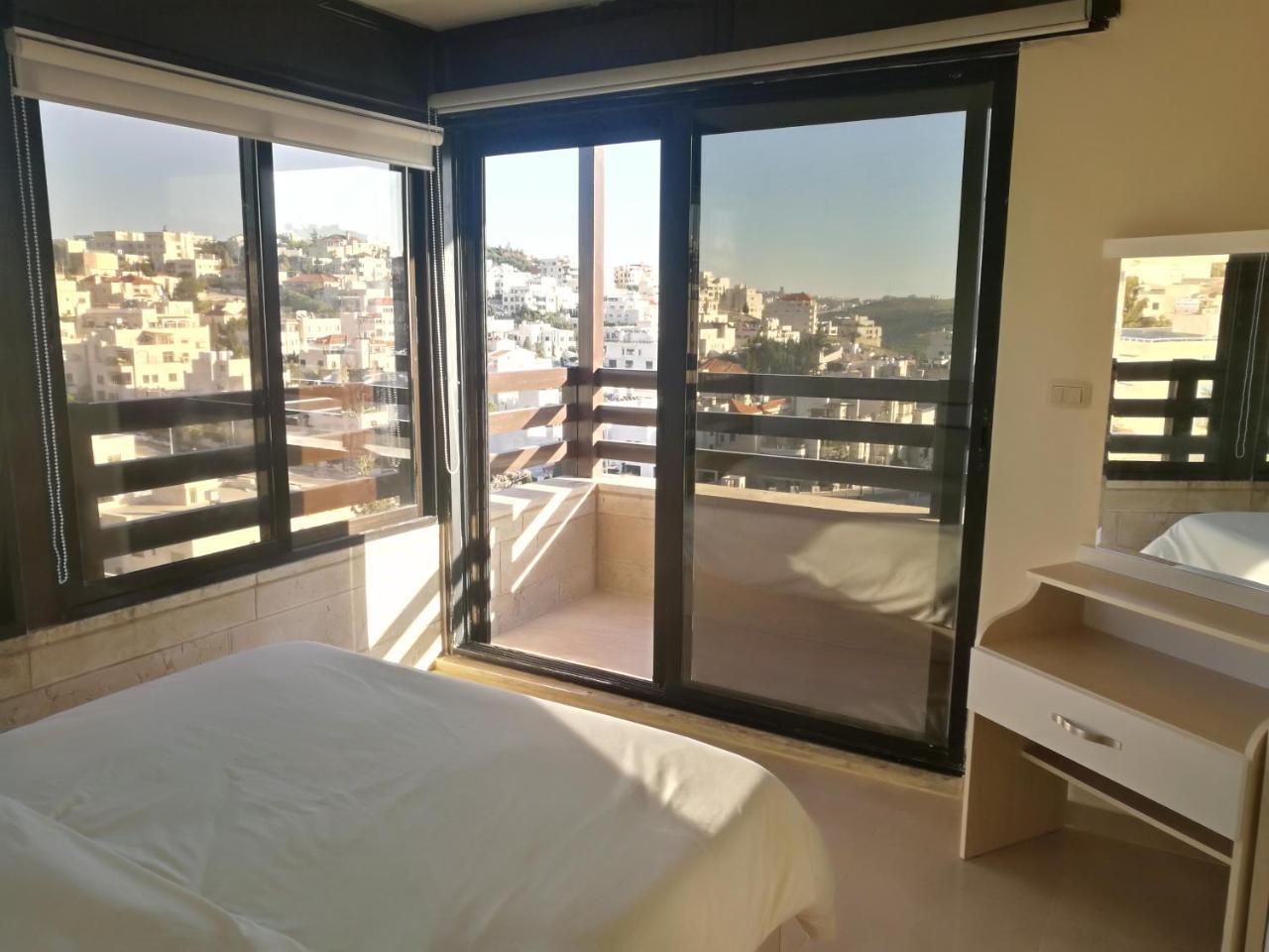 Dair Ghbar Gate Apartments Amã Exterior foto